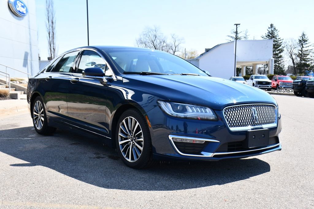 Used 2017 Lincoln MKZ Premiere image 8