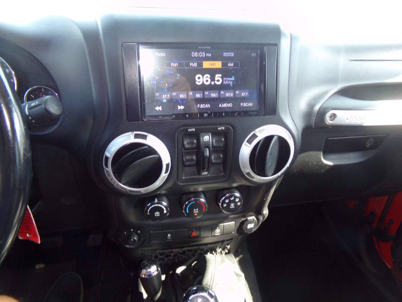 Used 2014 Jeep Wrangler Unlimited Sahara w/ Connectivity Group image 56