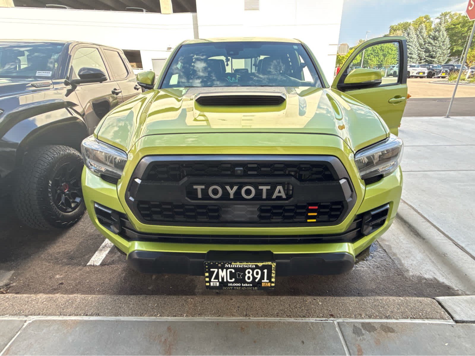 Certified 2022 Toyota Tacoma TRD Pro AWD/4WD image 5