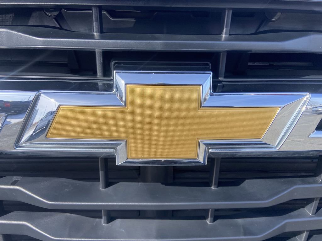 Used 2025 Chevrolet Silverado 2500 LT w/ Convenience Package image 30