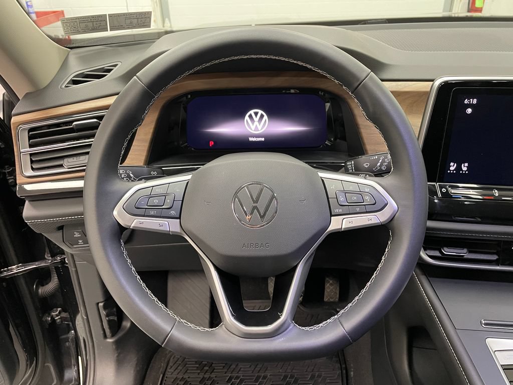 Certified 2026 Volkswagen Atlas SE AWD/4WD image 6
