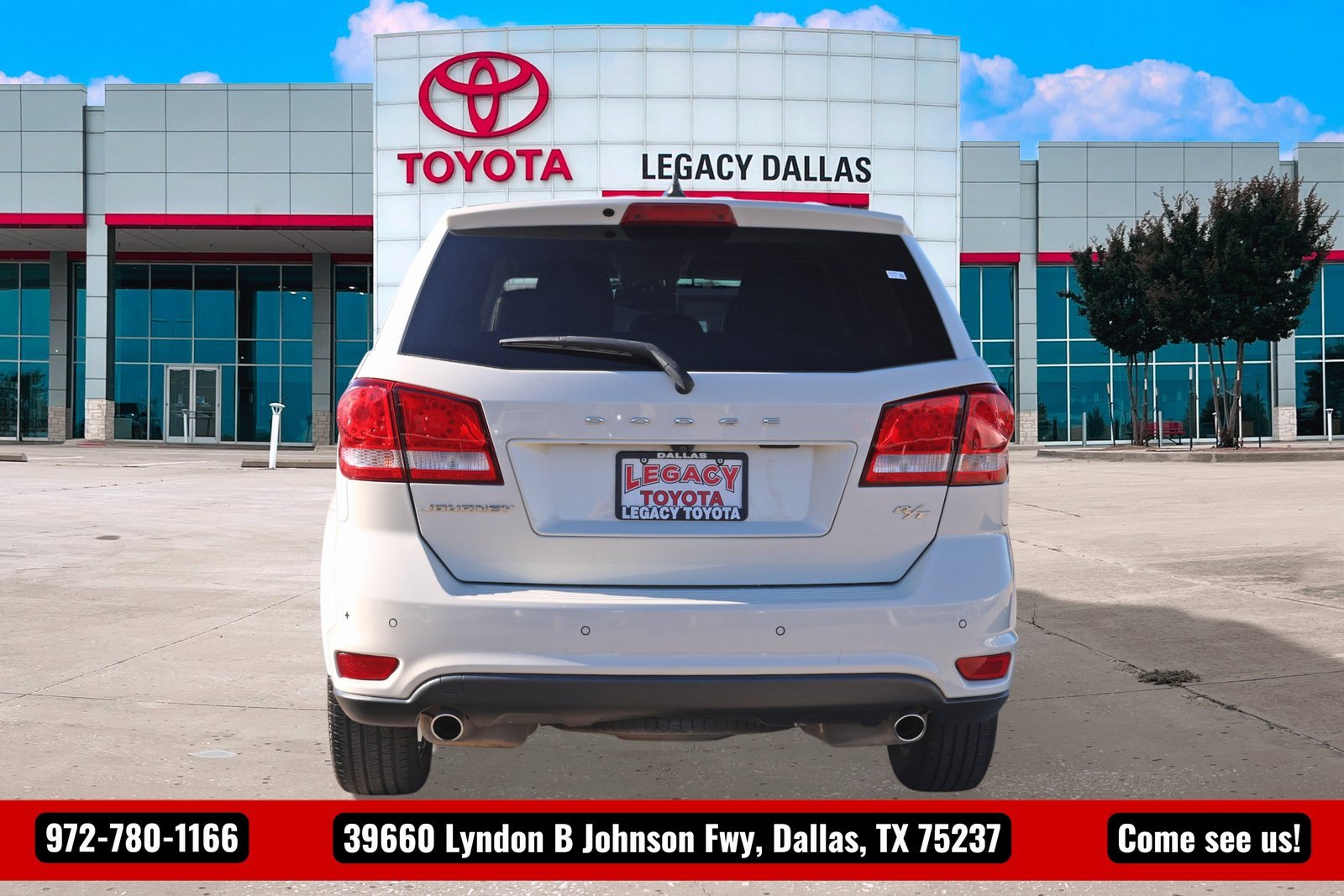 Used 2015 Dodge Journey R/T w/ Flexible Seating Group image 9