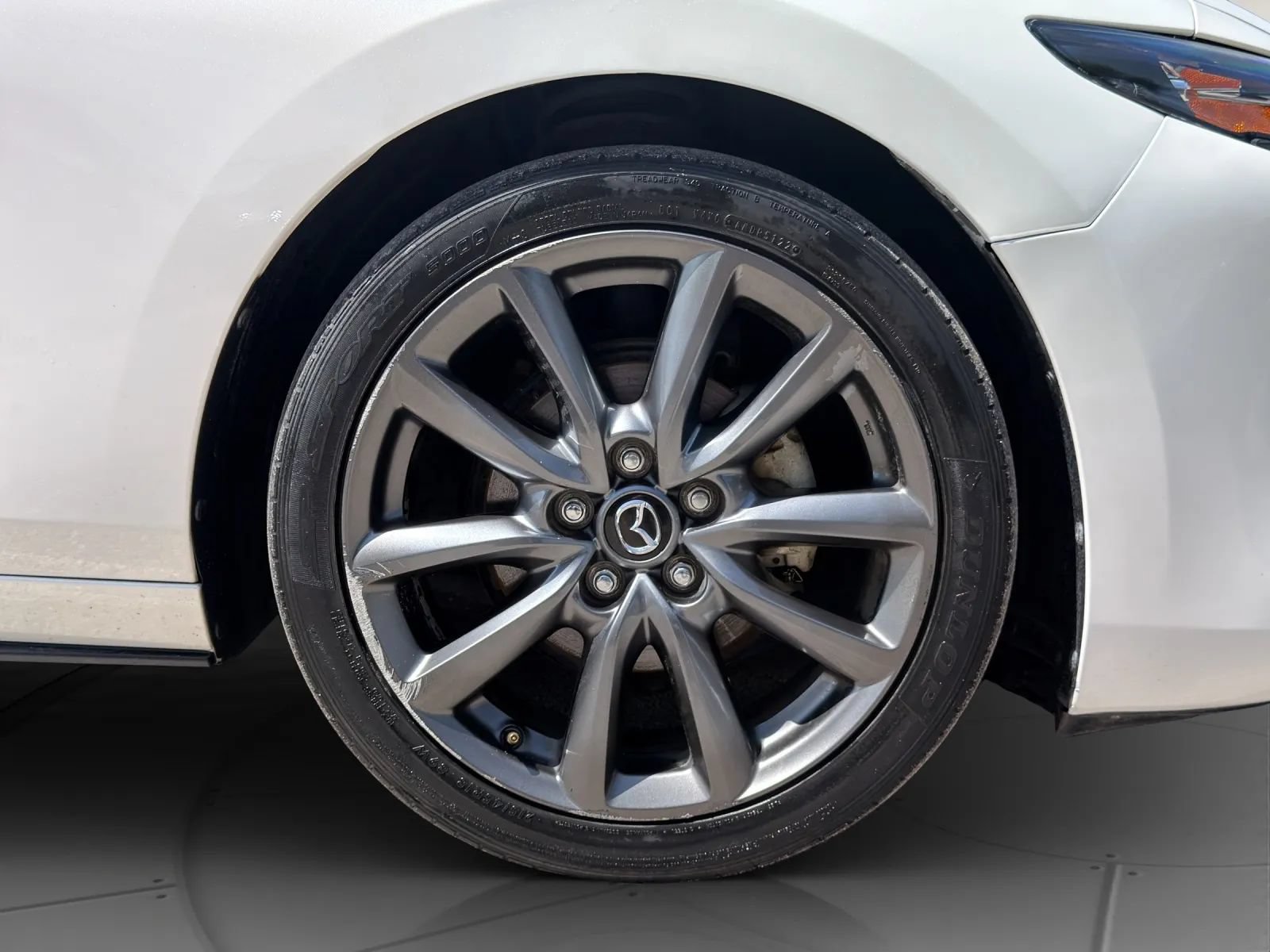 Used 2020 MAZDA MAZDA3 Hatchback FWD image 23
