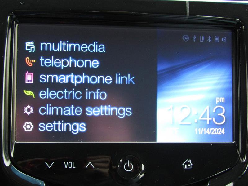 Used 2015 Chevrolet Spark LT image 18