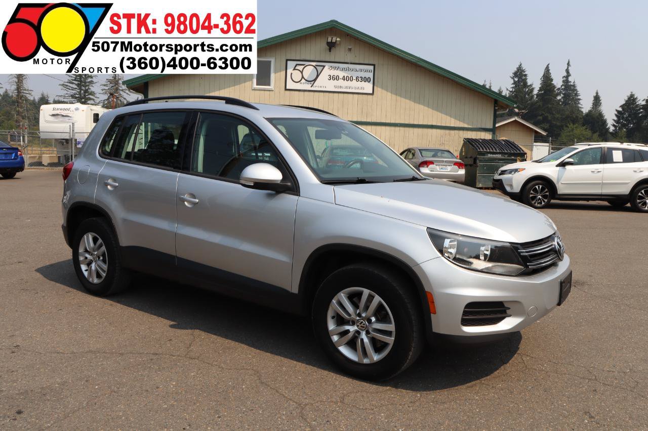 Used 2017 Volkswagen Tiguan S AWD/4WD image 11