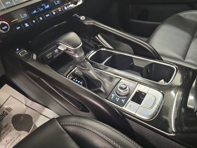 Used 2025 Kia Telluride S AWD/4WD image 28