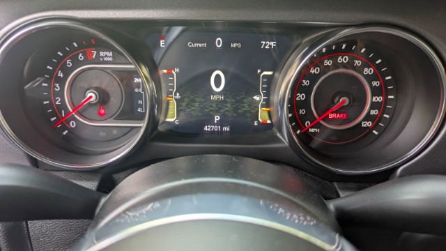 Used 2021 Jeep Gladiator Mojave w/ Dual Top Group image 27