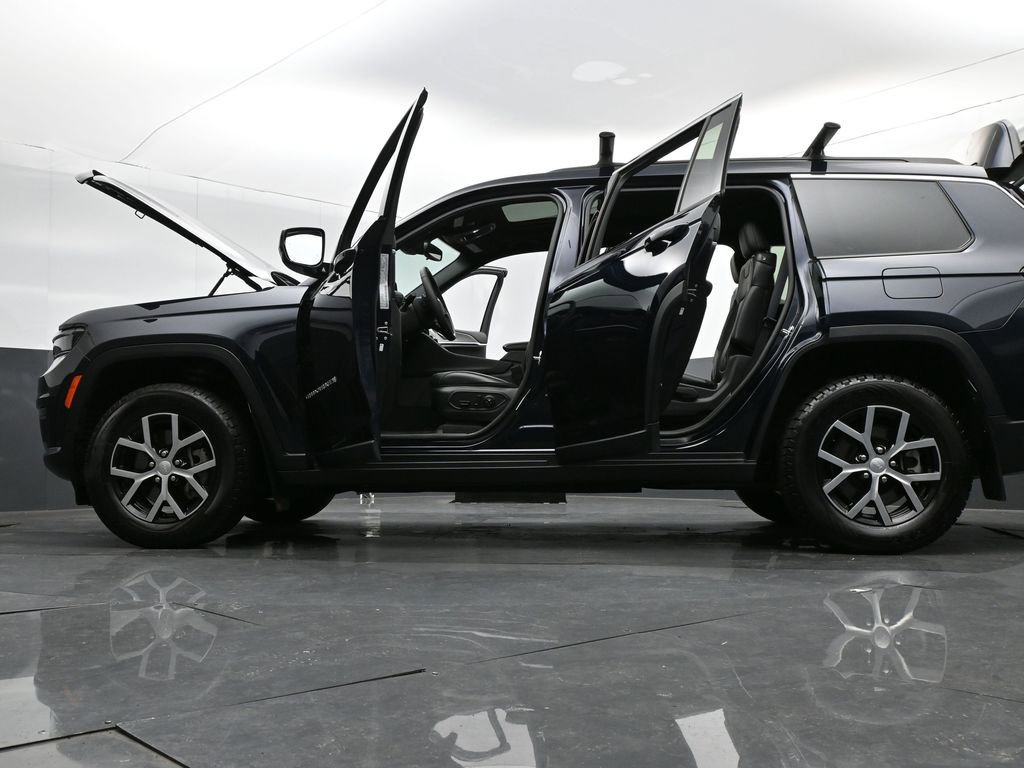 Used 2024 Jeep Grand Cherokee L Limited w/ Trailer Tow Package image 36