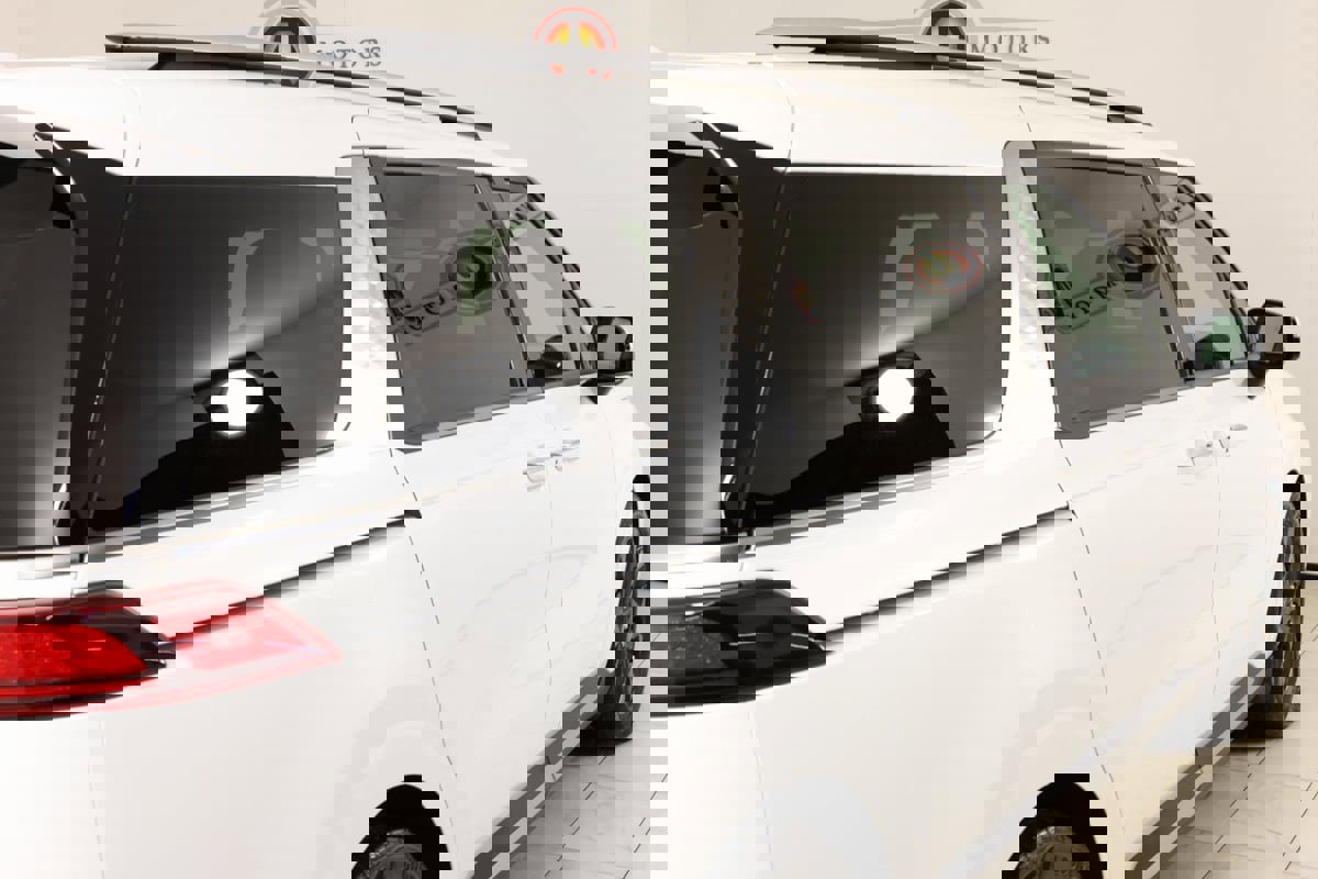 Used 2024 Kia Carnival SX Prestige image 43