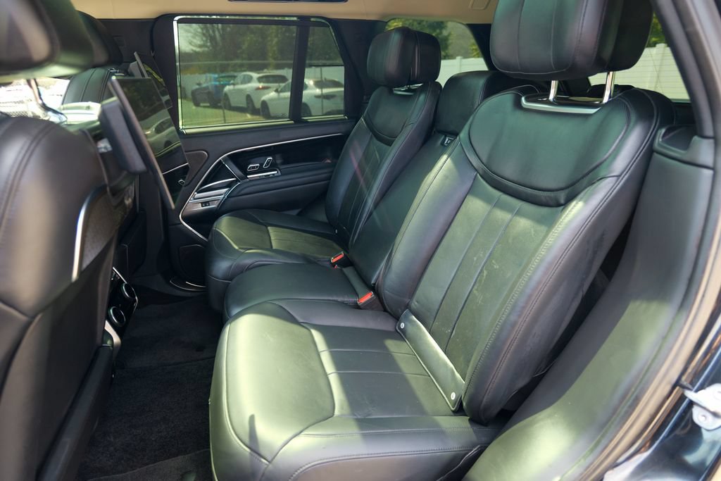 Used 2023 Land Rover Range Rover Autobiography AWD/4WD image 26