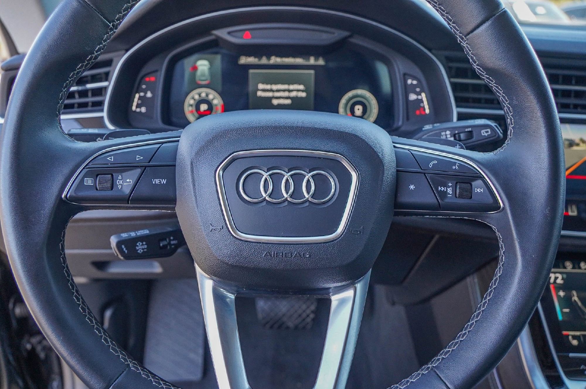 Used 2023 Audi Q8 Prestige w/ Prestige Package image 10