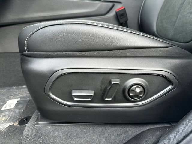 New 2026 Jeep Grand Cherokee Altitude AWD/4WD image 22