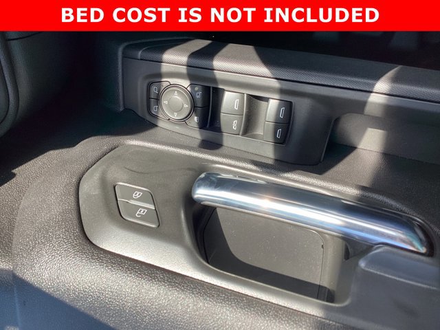 New 2025 GMC Sierra 3500 Pro w/ Convenience Package image 18