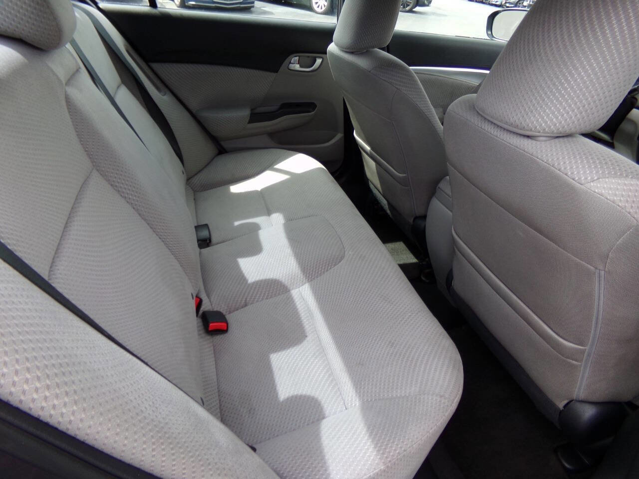 Used 2015 Honda Civic Hybrid Sedan image 31