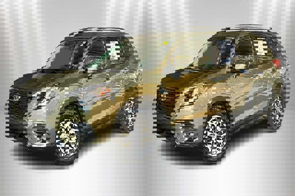 Used 2022 Subaru Forester Premium image 3