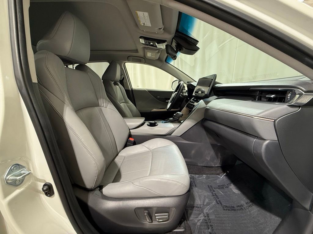 Certified 2021 Toyota Venza Limited w/ Advanced Technology Package AWD/4WD image 10