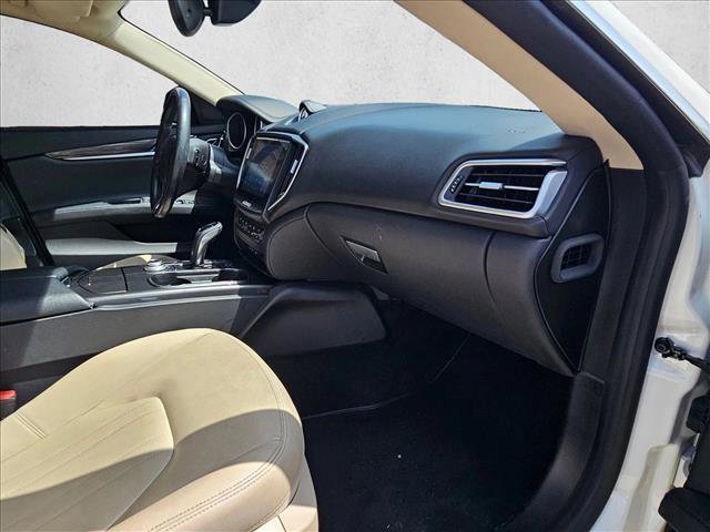 Used 2020 Maserati Ghibli S Q4 AWD/4WD image 20