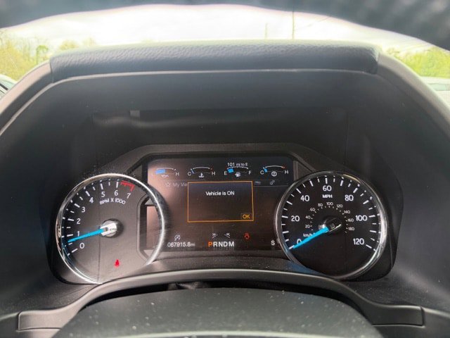 Used 2019 Ford Expedition XLT w/ Equipment Group 202A AWD/4WD image 15