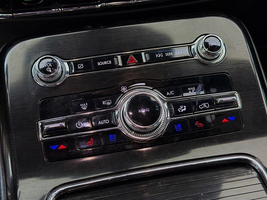 Used 2022 Lincoln Nautilus Reserve w/ Luxury Package image 38