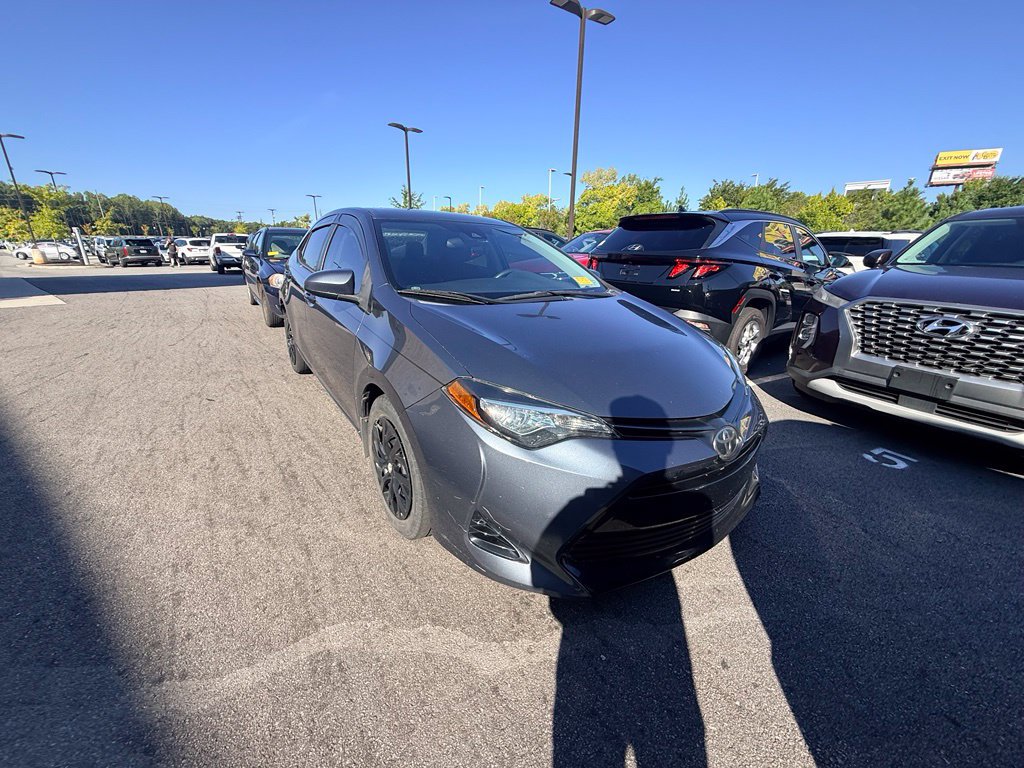 Used 2019 Toyota Corolla LE FWD image 9