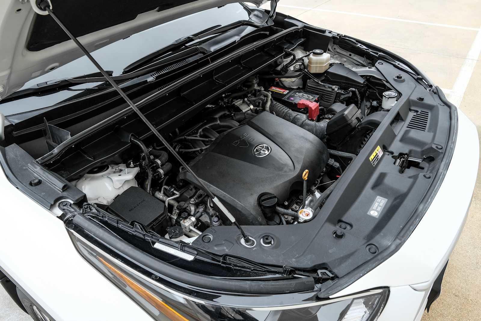 Used 2021 Toyota Highlander XLE image 53