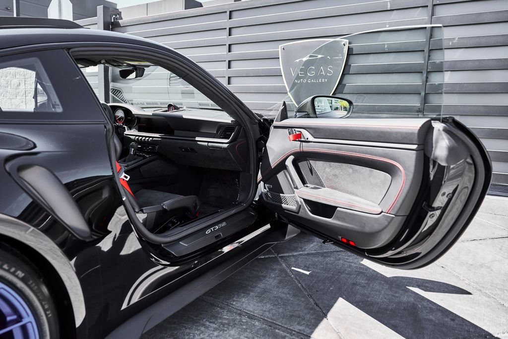 Used 2024 Porsche 911 GT3 RS RWD image 28