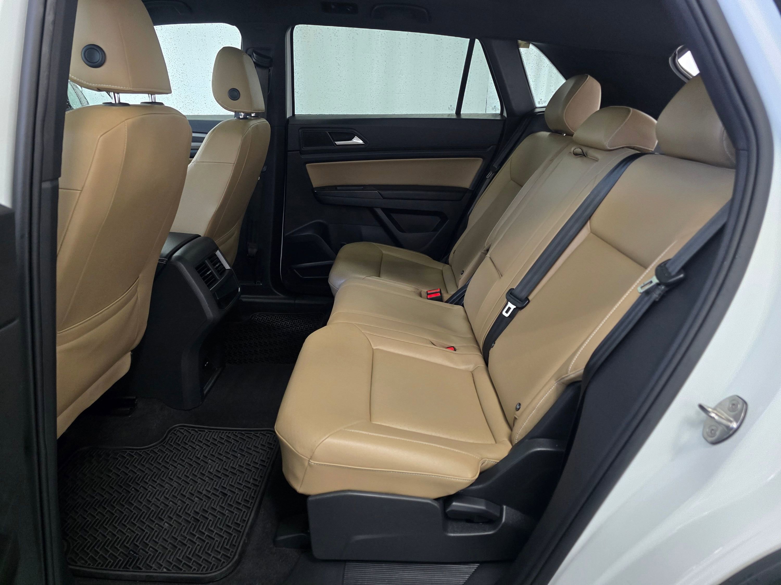 Used 2020 Volkswagen Atlas Cross Sport SEL image 18