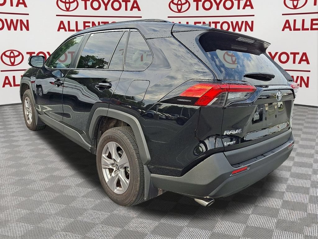 Used 2025 Toyota RAV4 XLE w/ Convenience Package AWD/4WD image 4