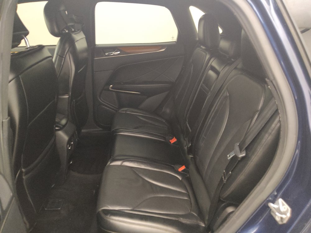 Used 2017 Lincoln MKC Reserve FWD image 18
