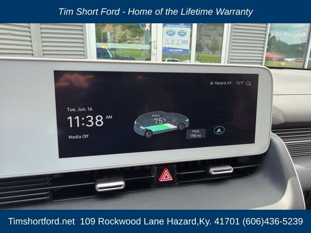 Used 2024 Hyundai Ioniq 5 SEL AWD/4WD image 12
