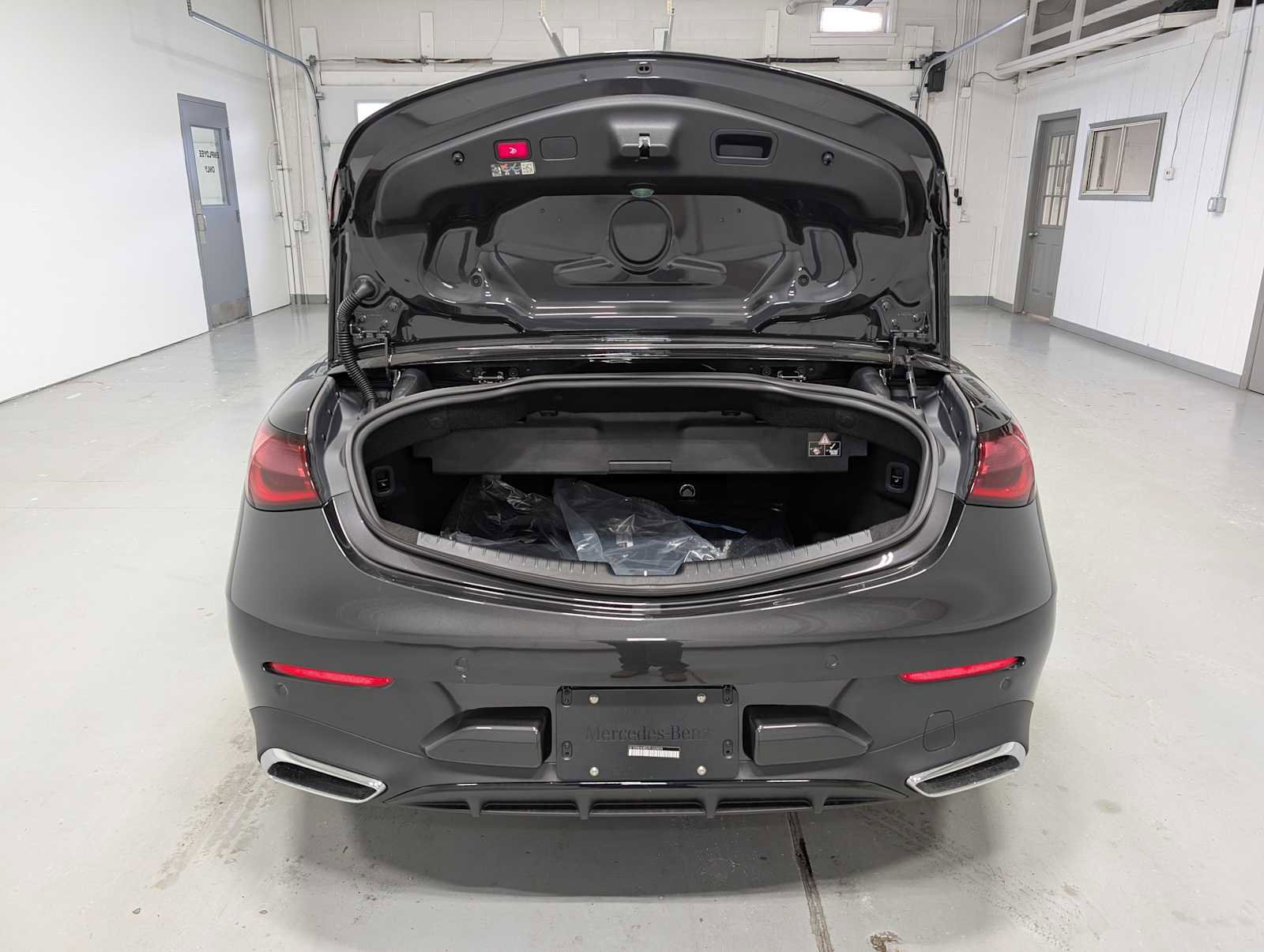 New 2026 Mercedes-Benz CLE 300 4MATIC Cabriolet image 8