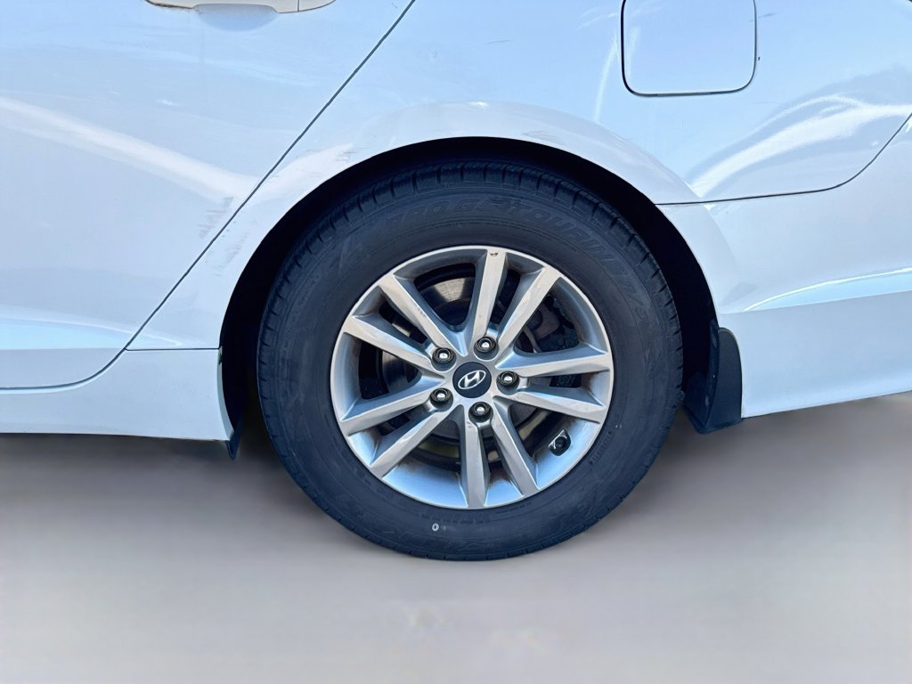 Used 2016 Hyundai Sonata SE FWD image 40