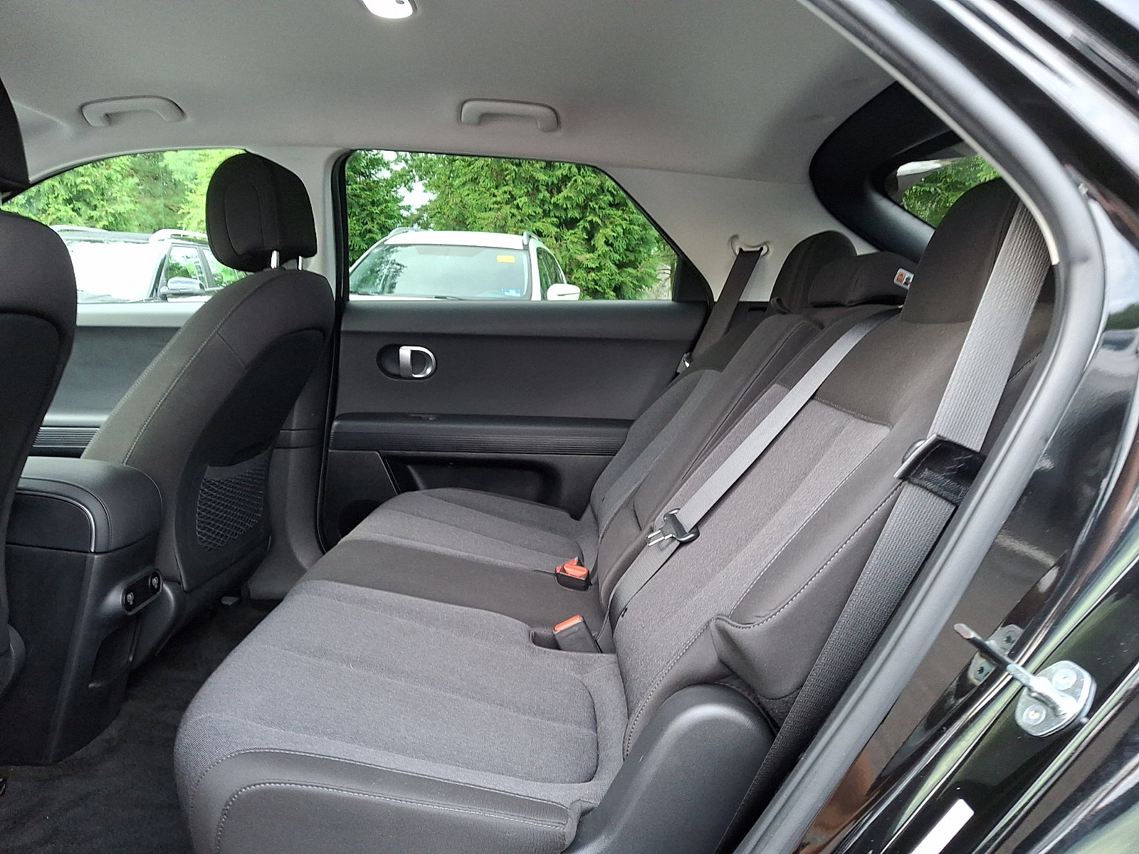 Used 2022 Hyundai Ioniq 5 SE w/ Cargo Package AWD/4WD image 10