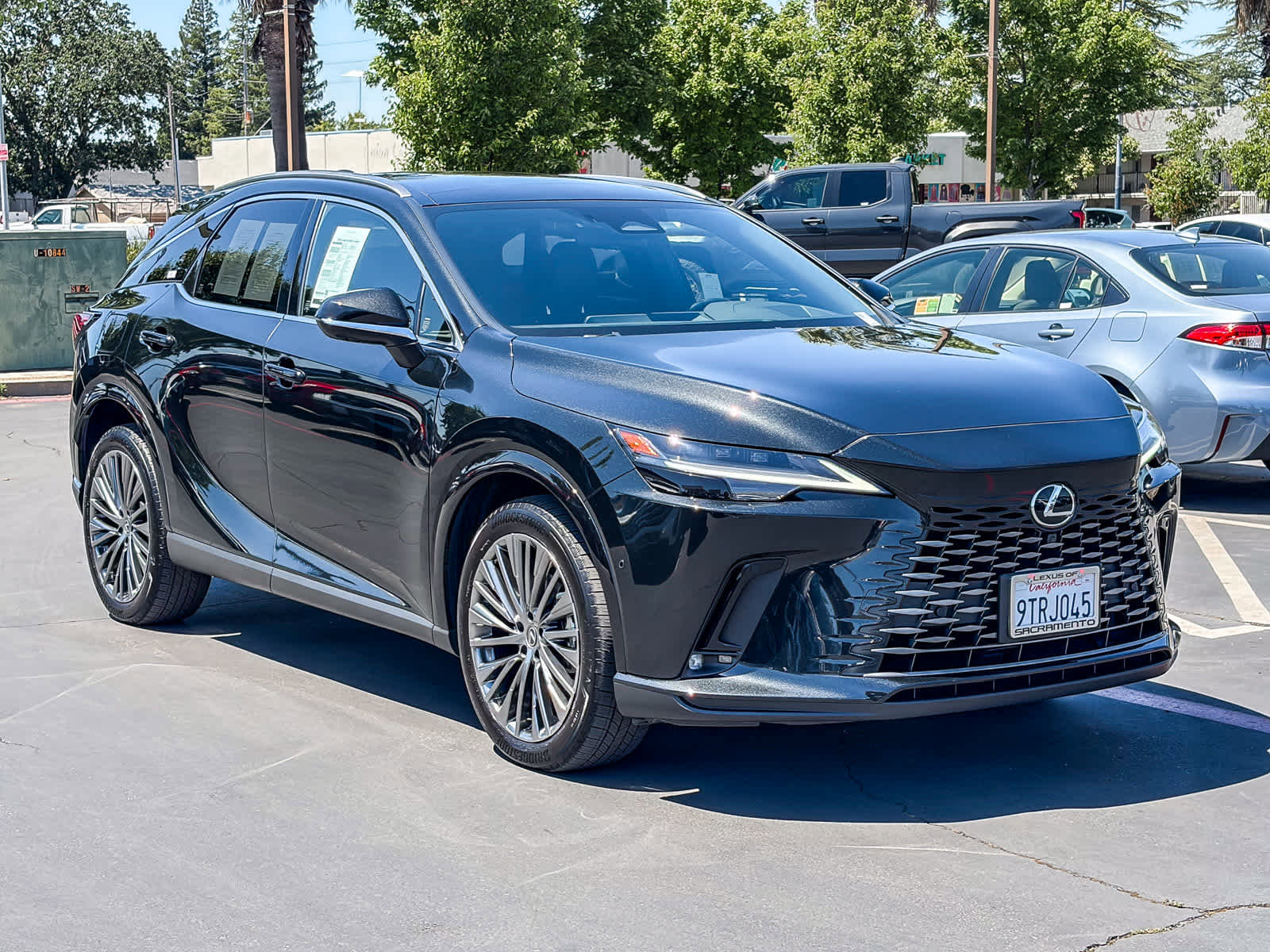 Used 2025 Lexus RX 450h AWD w/ Convenience Package image 5