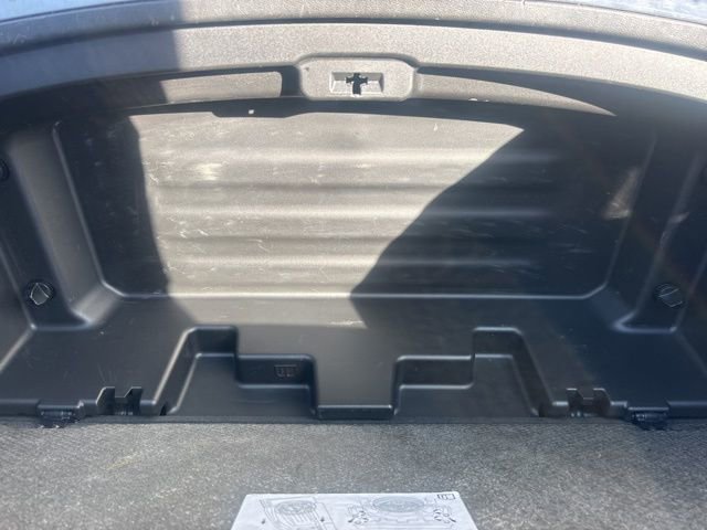 Used 2023 Buick Enclave Essence image 19