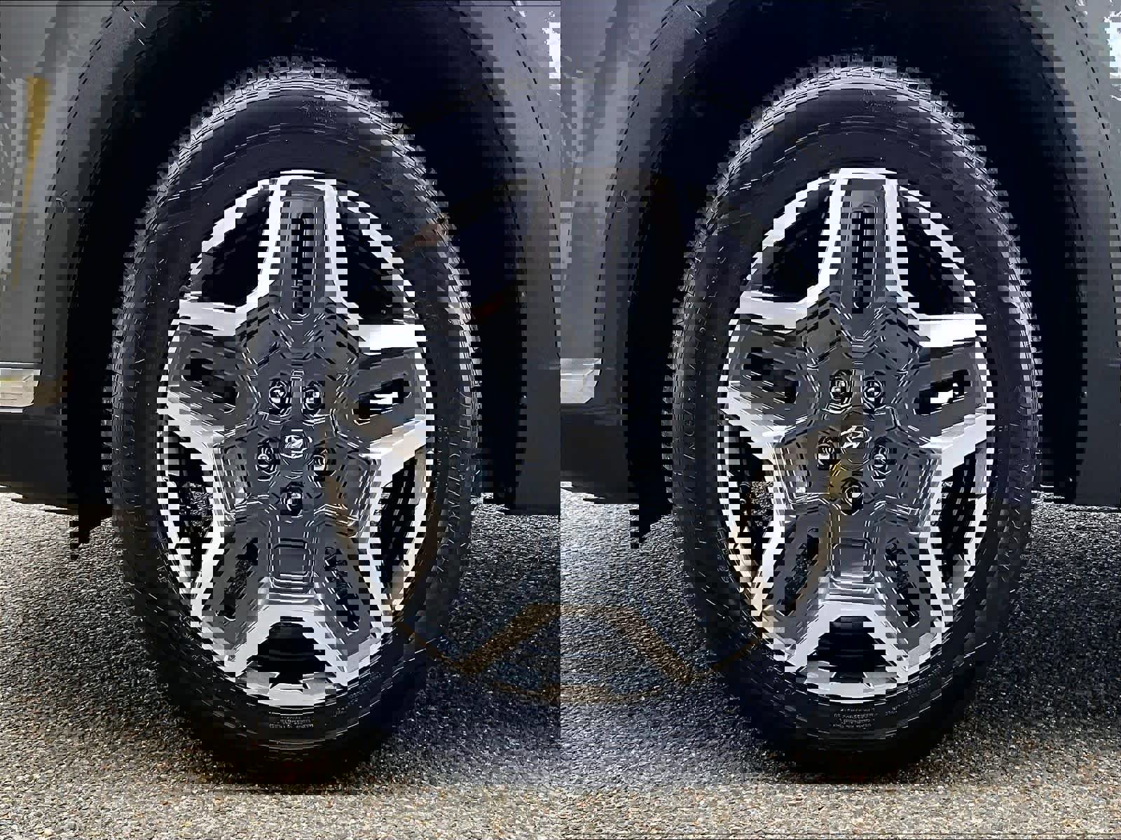 Used 2022 Hyundai Santa Fe Limited AWD/4WD image 7