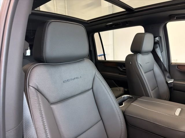 New 2026 GMC Yukon XL Denali w/ Sun & Power Step Package image 36