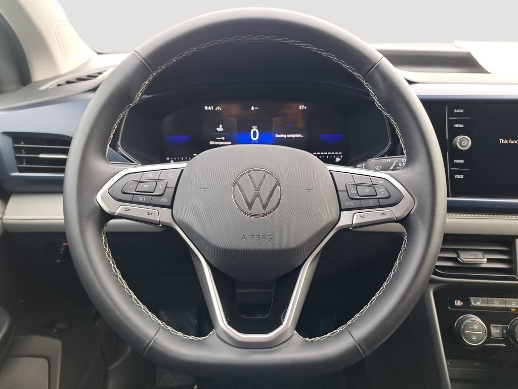 Used 2024 Volkswagen Taos SE image 20