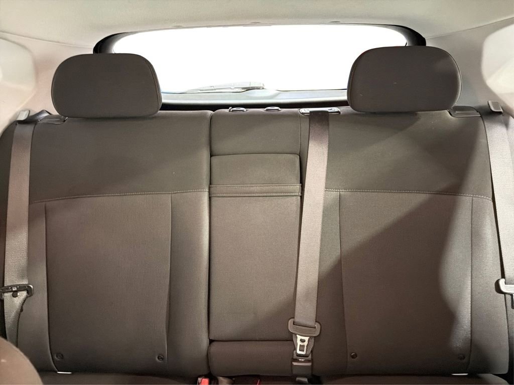 Used 2025 Hyundai Kona SE image 15