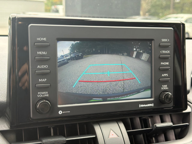 Used 2022 Toyota RAV4 LE FWD image 31