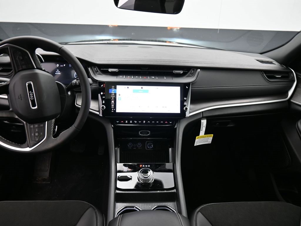 New 2026 Jeep Grand Cherokee Laredo image 14