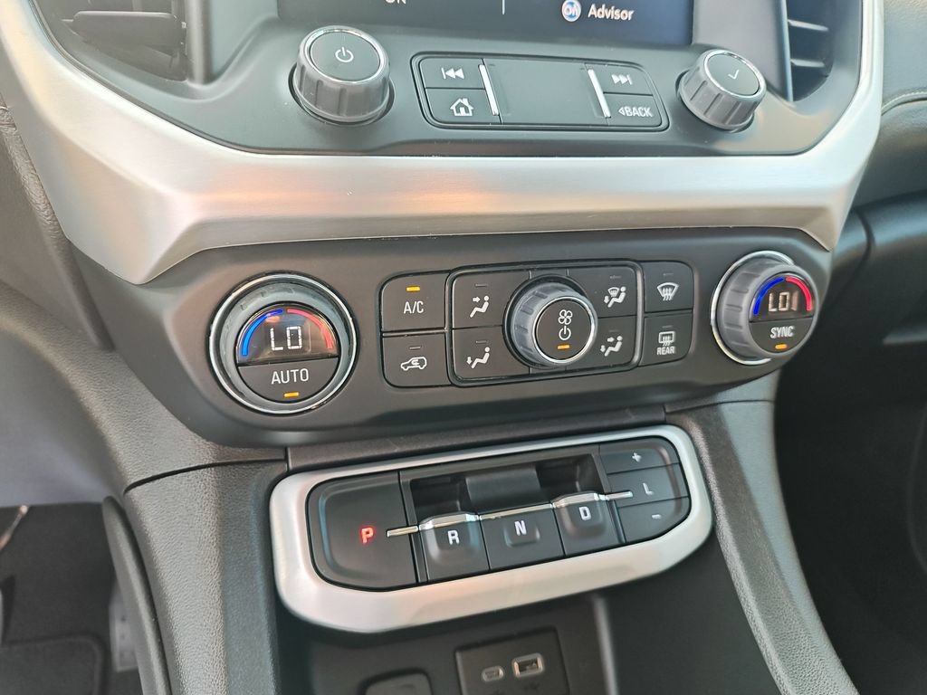 Used 2023 GMC Acadia SLE FWD image 19