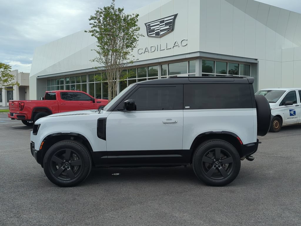 Used 2023 Land Rover Defender 90 X-Dynamic SE AWD/4WD image 3