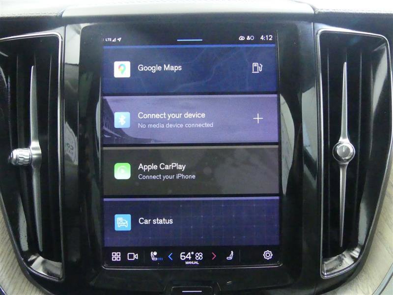 Used 2022 Volvo XC60 B6 Inscription w/ Climate Package image 11