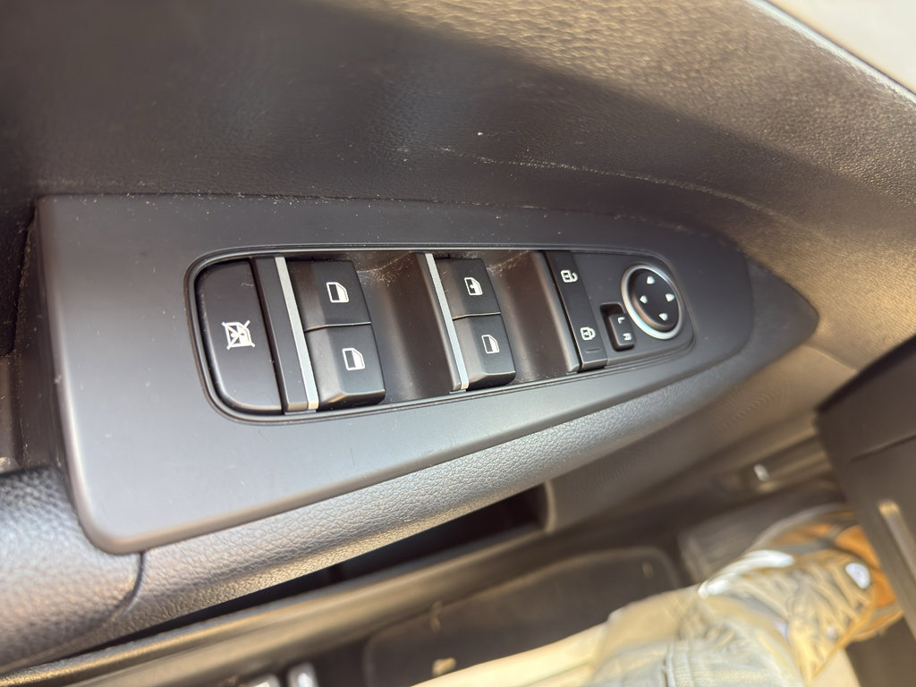 Used 2023 Kia Forte LXS w/ LXS Technology Package FWD image 13