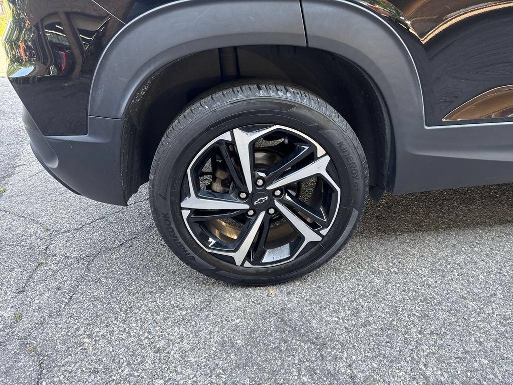 Used 2023 Chevrolet TrailBlazer RS w/ Convenience Package AWD/4WD image 15