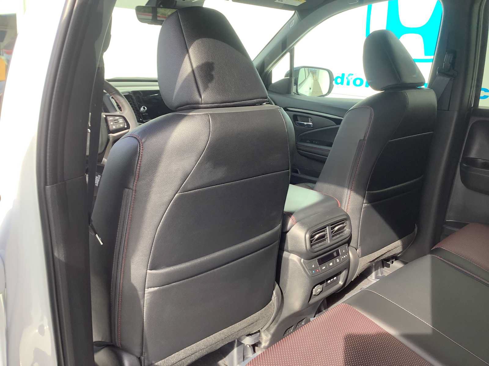 New 2026 Honda Ridgeline Black Edition image 12