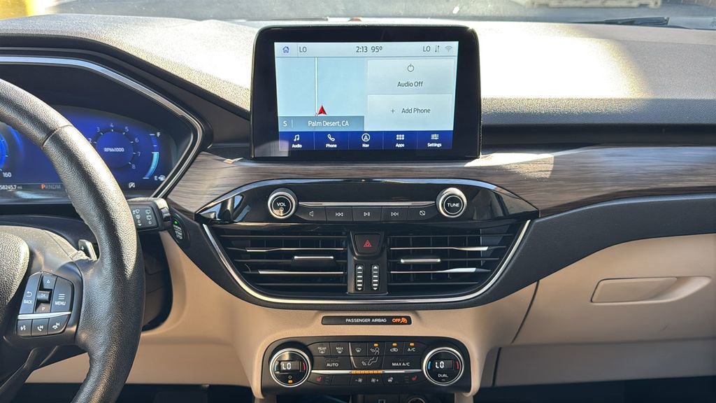 Certified 2020 Ford Escape Titanium image 11