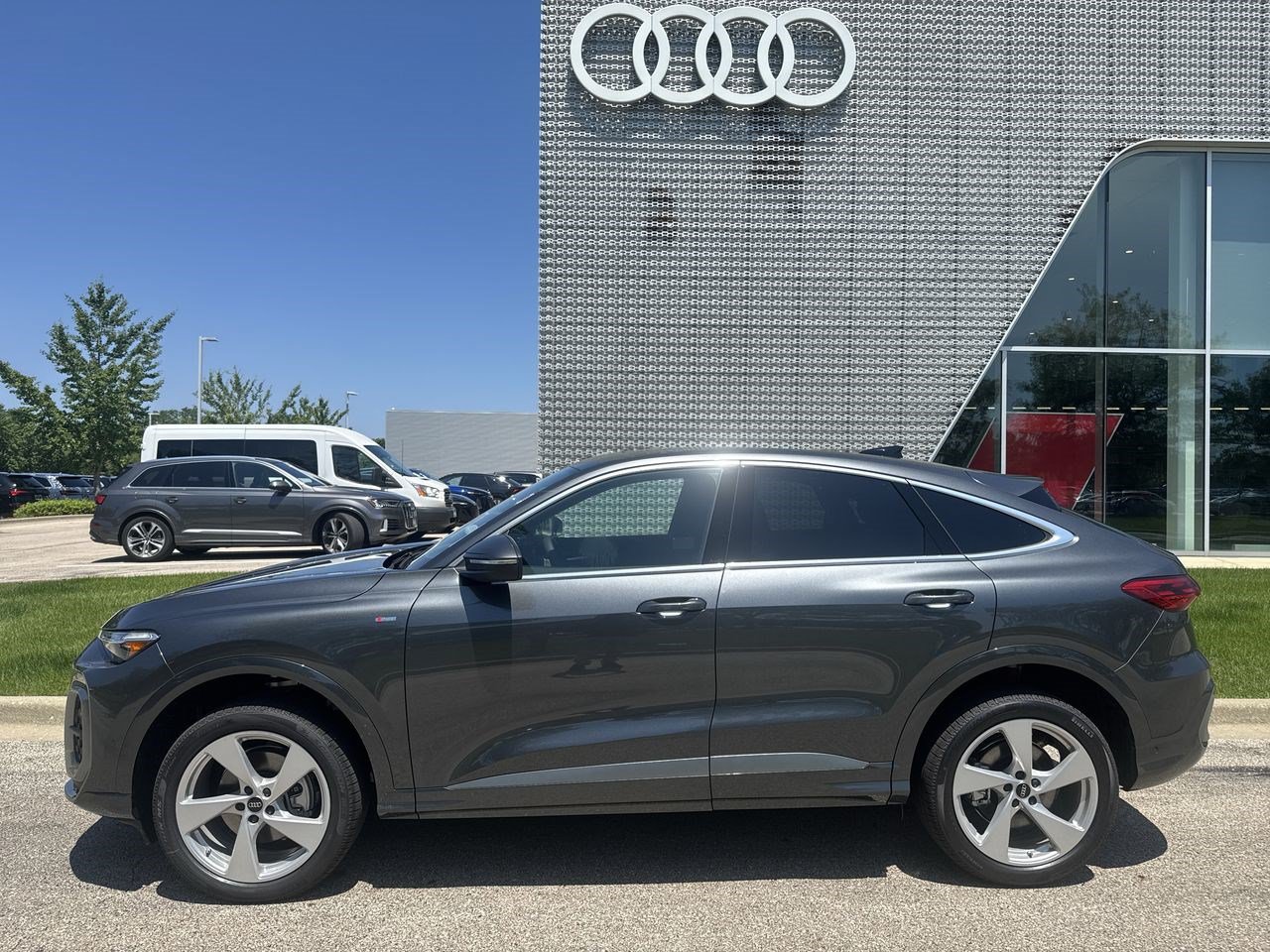 New 2026 Audi Q5 Premium Plus AWD/4WD image 29