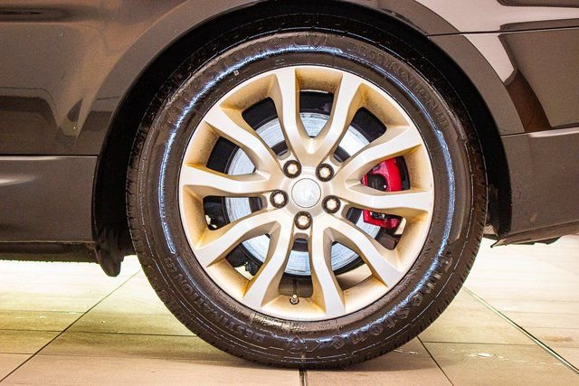 Used 2016 Land Rover Range Rover Sport Supercharged image 9